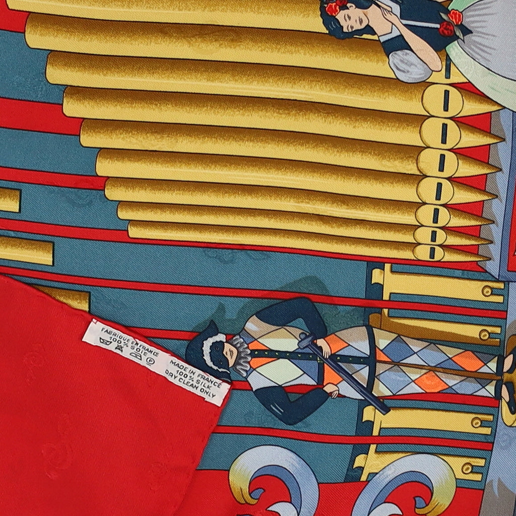 Pristine Hermès Orgauphone Silk Scarf