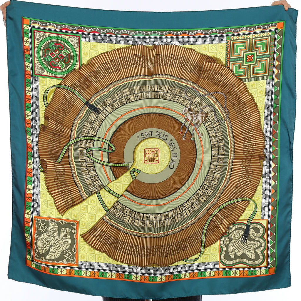 Hermès Cent Plis des Miao Silk Scarf
