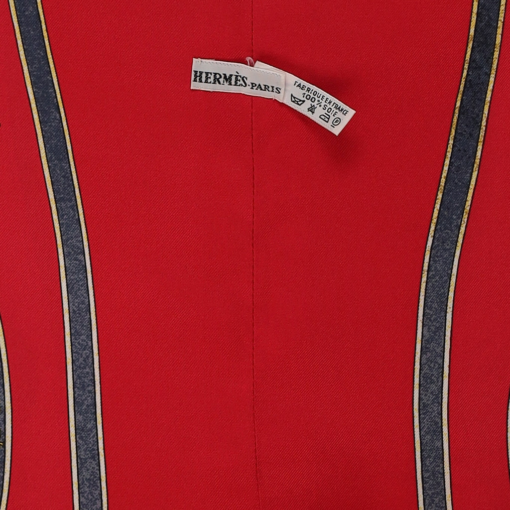 Pristine Hermès Qu Importe Le Flacon Silk Opera Scarf
