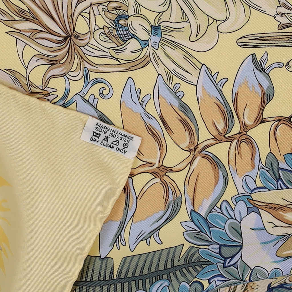 Hermès L'lle Deserte Silk Scarf