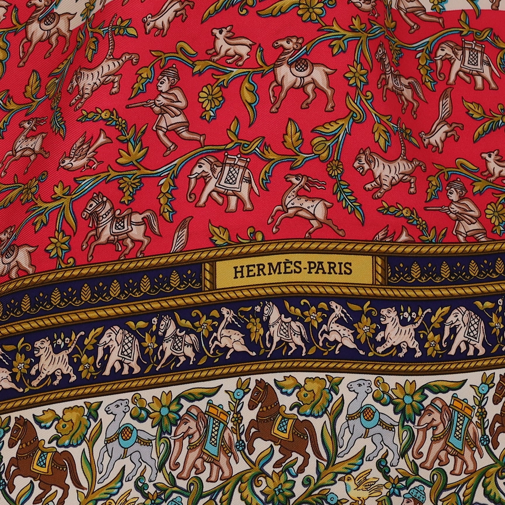 Hermès Chasse en Inde Silk Scarf