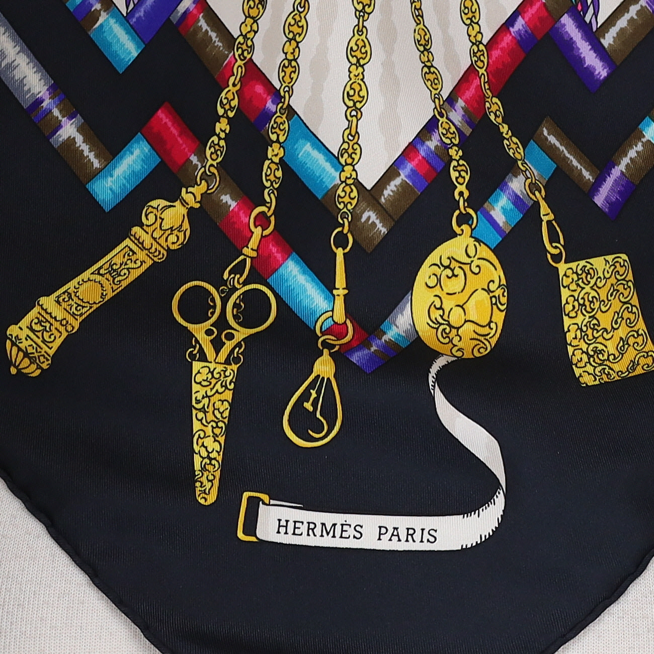 Hermès Petite Main Silk Scarf