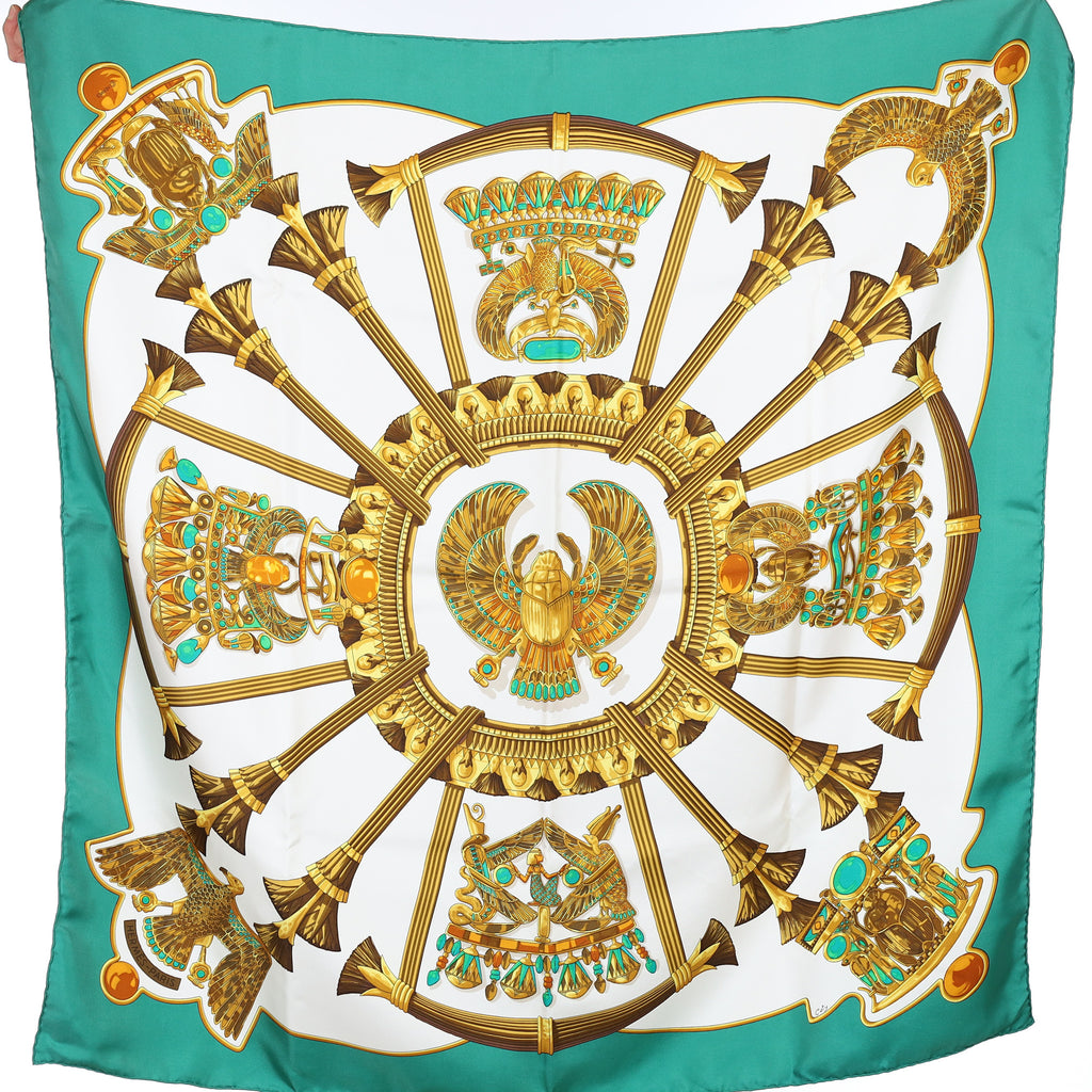 Pristine Boxed Hermès Egypte Vintage Silk Scarf