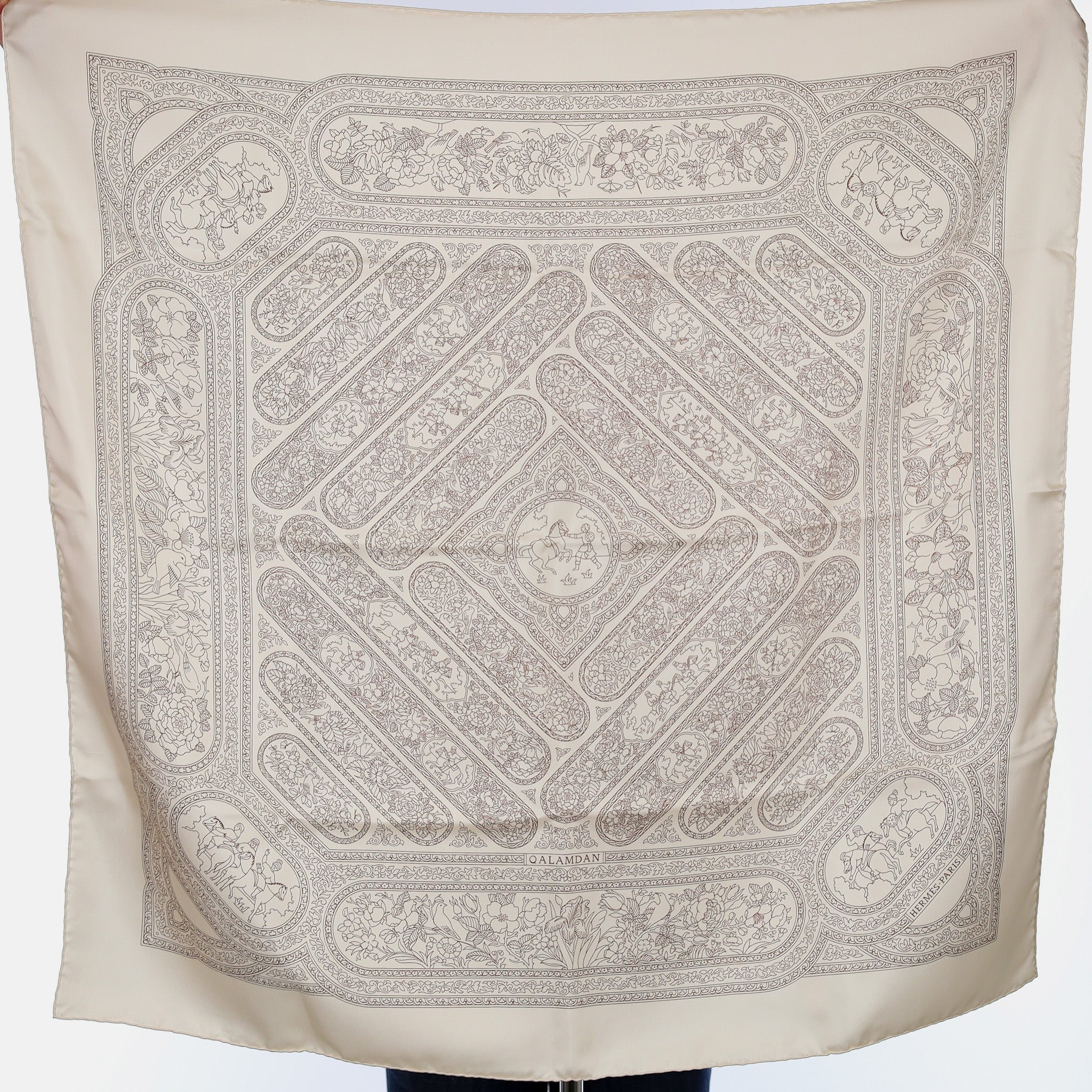 Pristine Boxed Hermès Qalamdan Vintage Silk Scarf