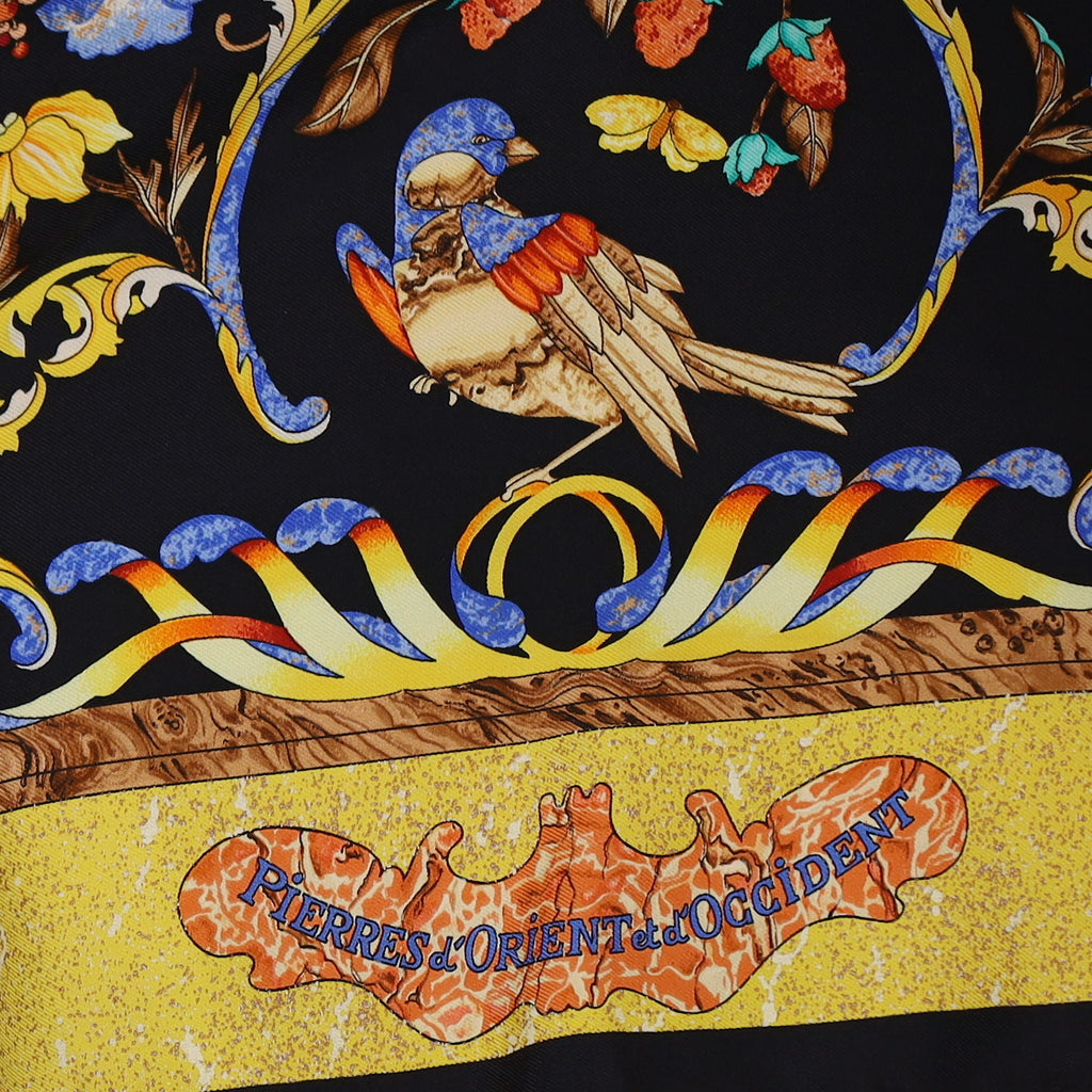 Pristine Hermès Pierres d'Orient et D'Occident Silk Scarf
