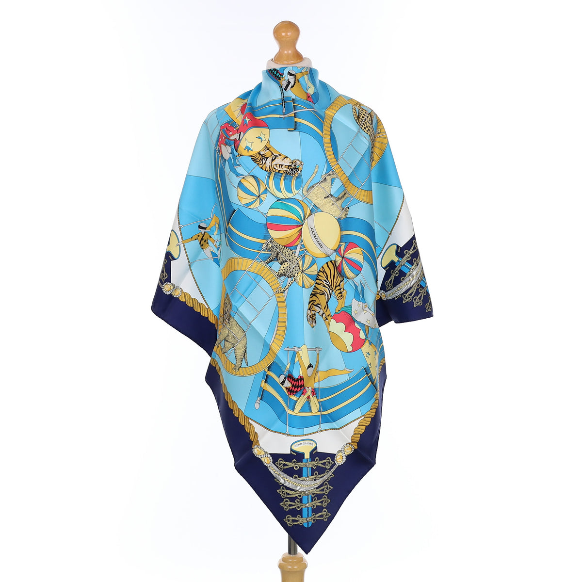 Brand New Boxed Hermès Cirque Molier Silk Scarf Quite Rare