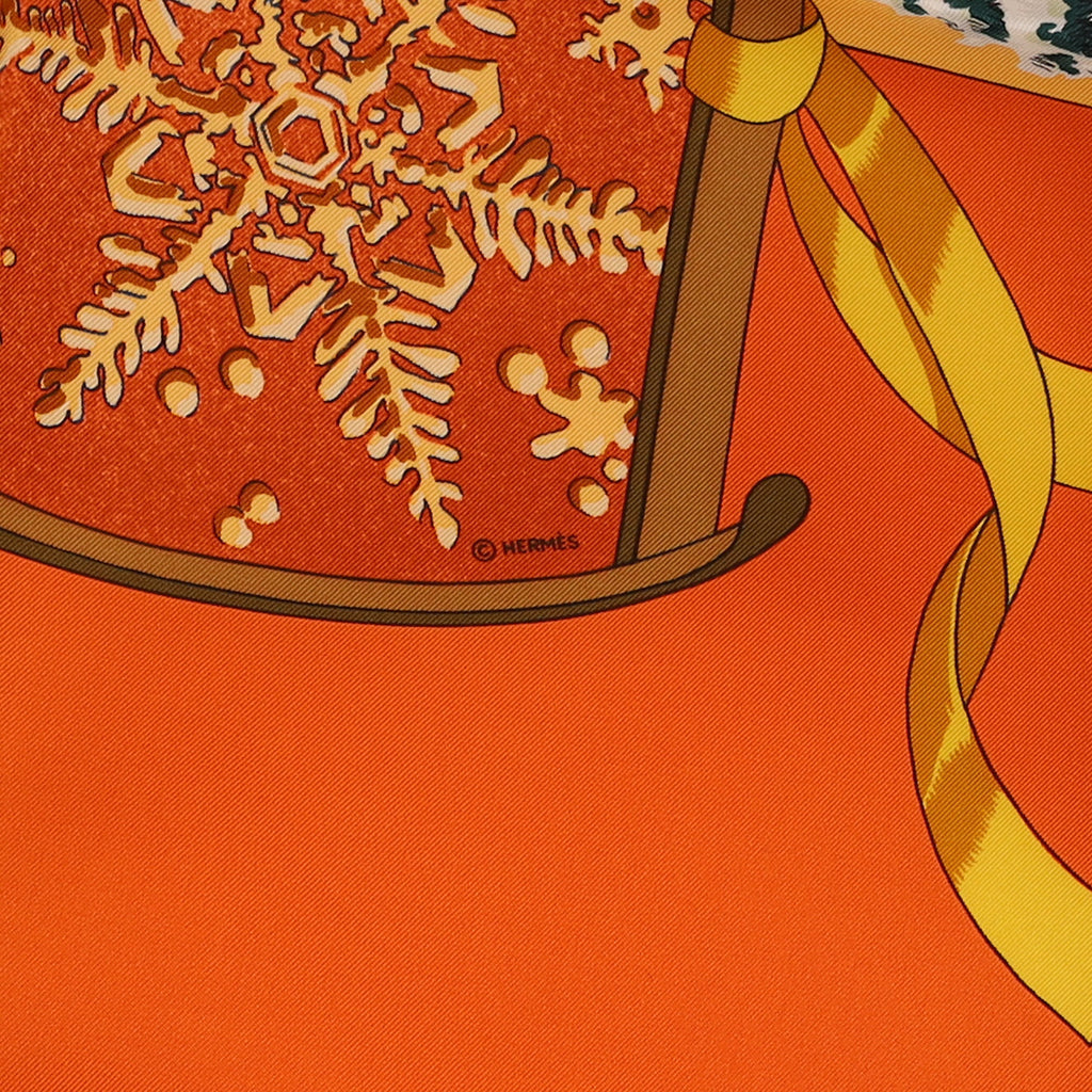 Brand New Boxed Hermès Neige d'Antan Silk Scarf Quite Rare