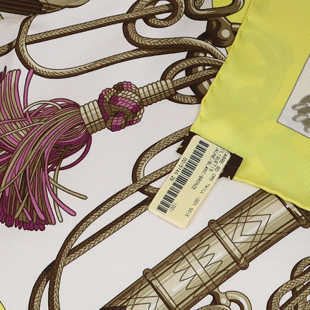 Brand New Boxed Hermès Cliquetis Vintage Silk Scarf