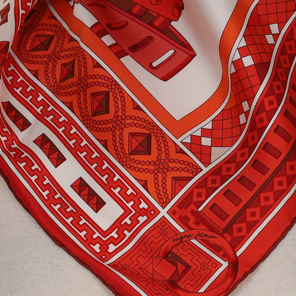 Brand New Boxed Hermès Colliers de Chiens Silk Scarf Quite Rare
