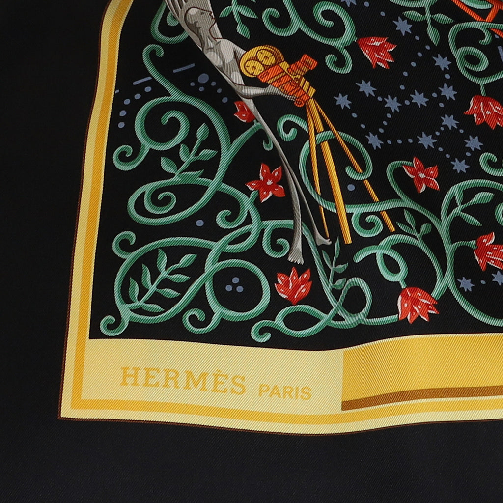Boxed Hermès www.hermes.com Vintage Silk Scarf