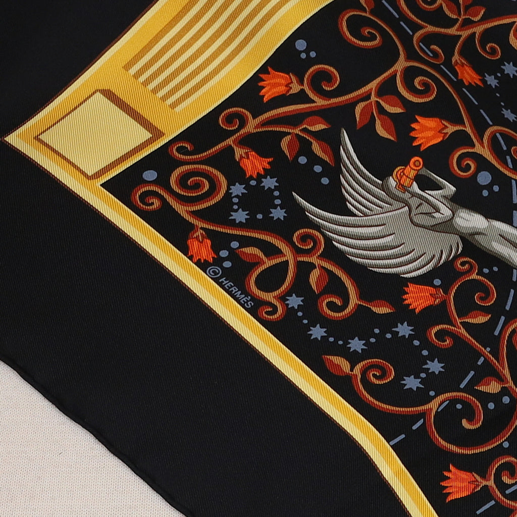 Boxed Hermès www.hermes.com Vintage Silk Scarf