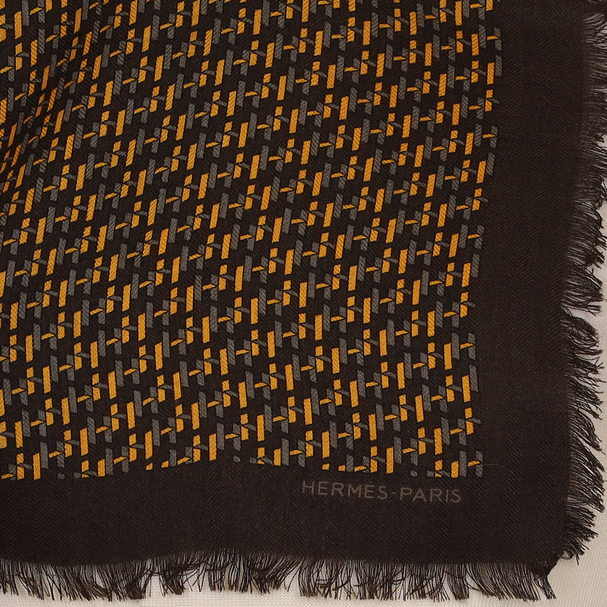 Brand New Boxed Hermès Vintage Cashmere Blend Scarf