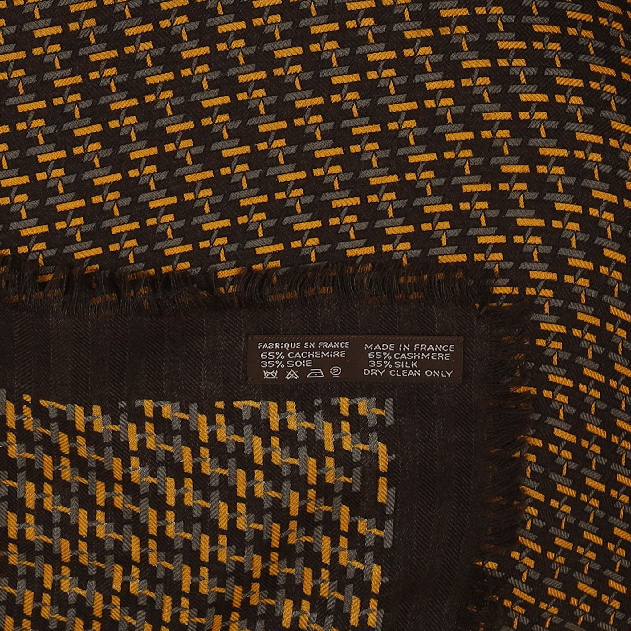 Brand New Boxed Hermès Vintage Cashmere Blend Scarf