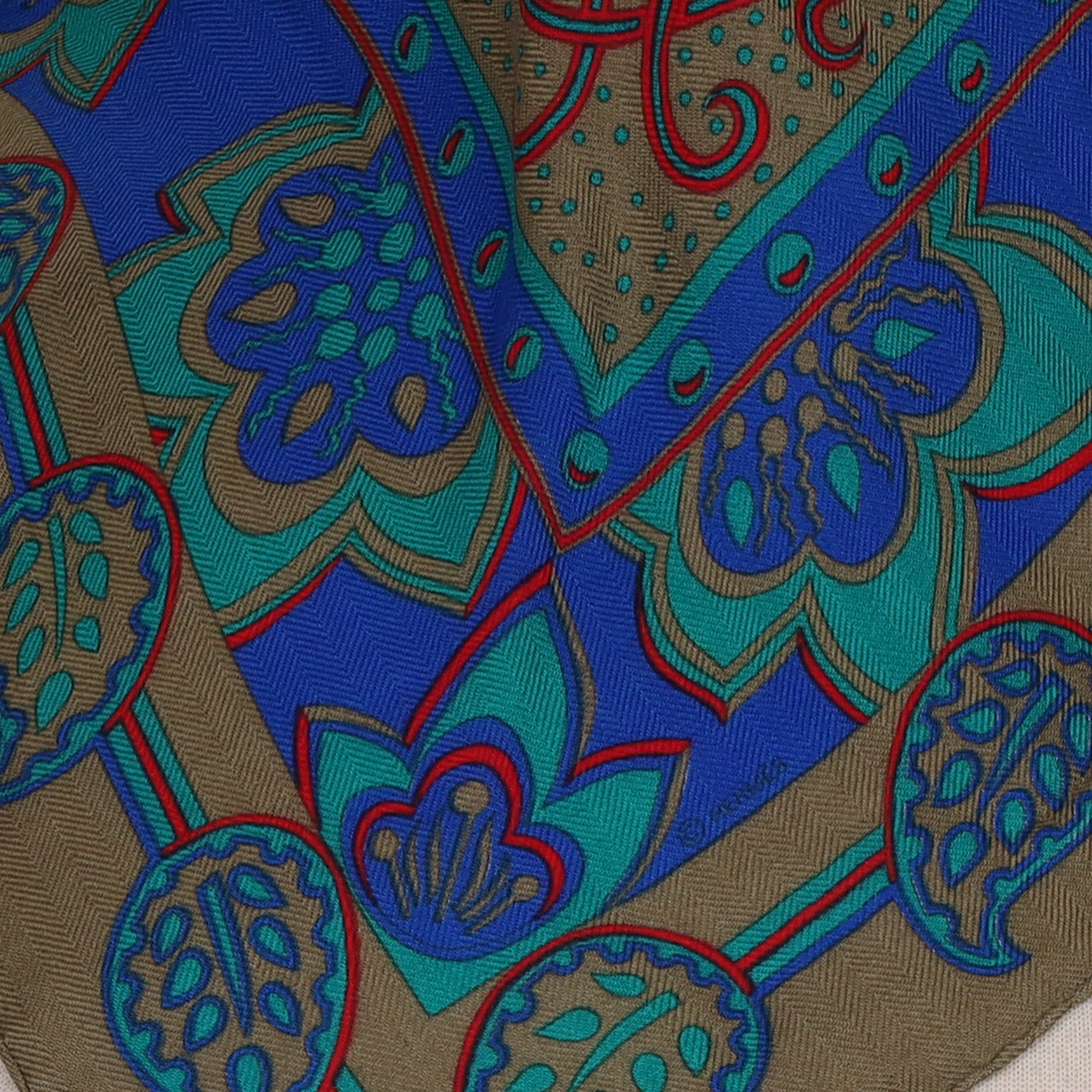 Boxed Hermès Fleurs et Feuilles Cashmere and Silk Shawl