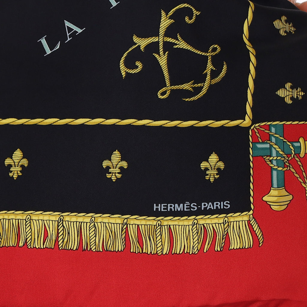 Hermès Vue du Carosse de la Galère la Réale Silk Scarf