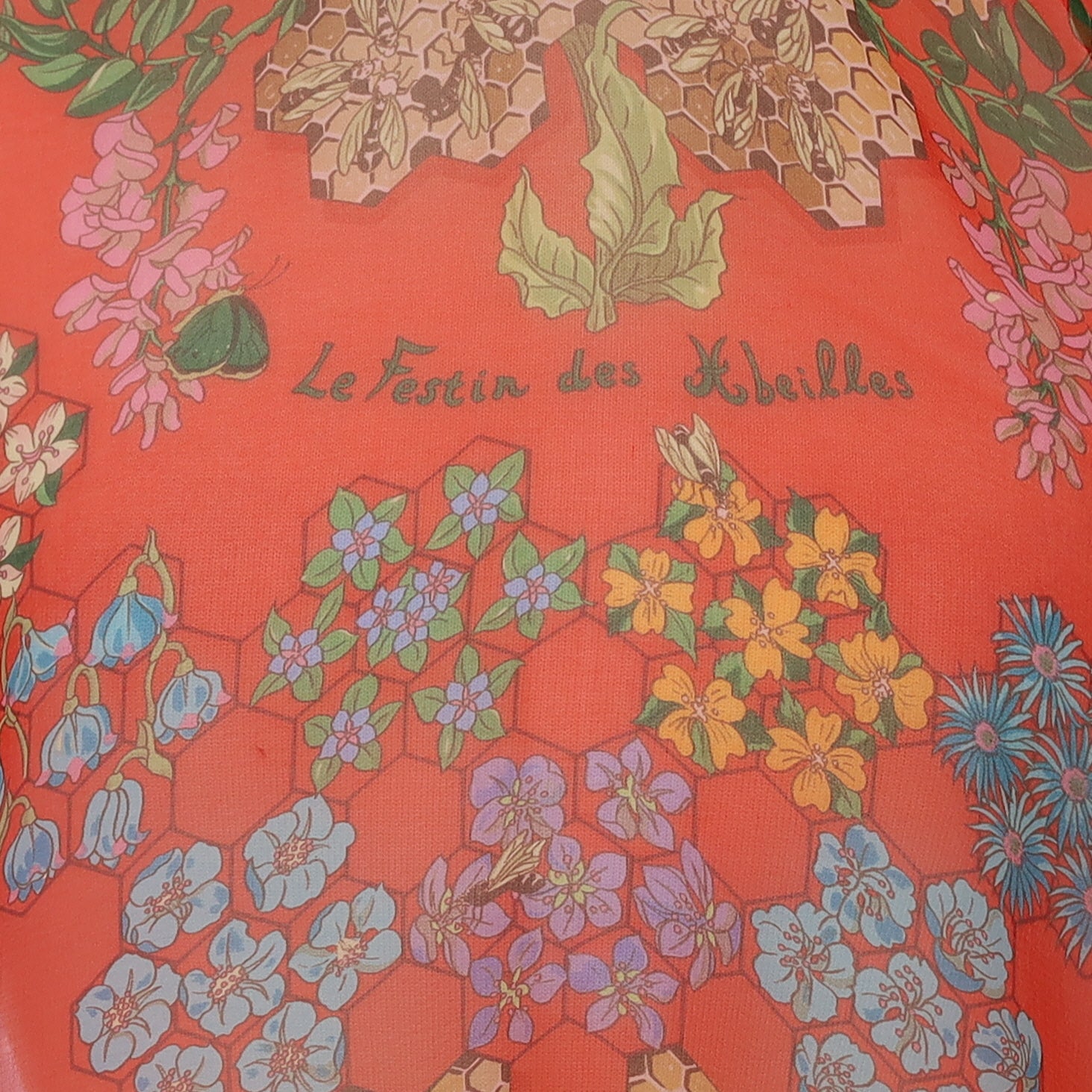 Brand New Hermès Le Festin des Abeilles Mousseline 140 Silk Scarf