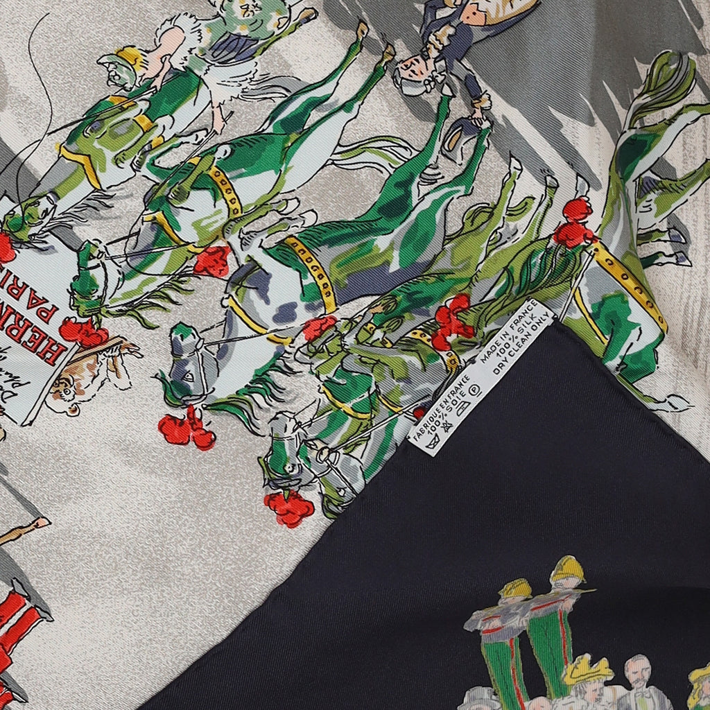 Brand New Boxed Hermès Cirque Molier Vintage Silk Scarf