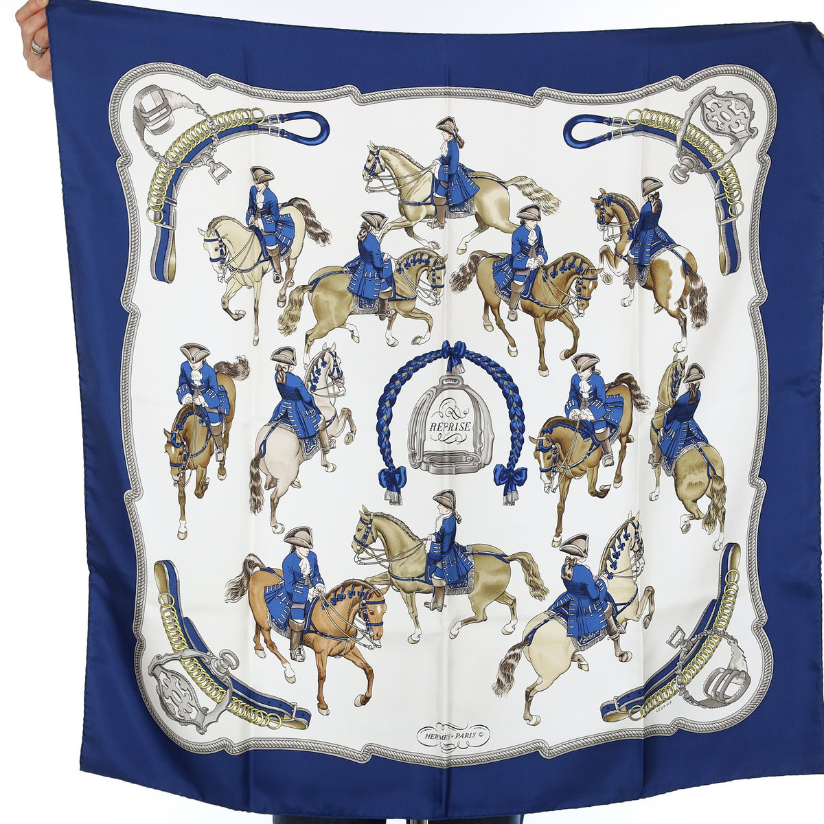 Brand New Boxed Hermès Reprise Vintage Silk Scarf