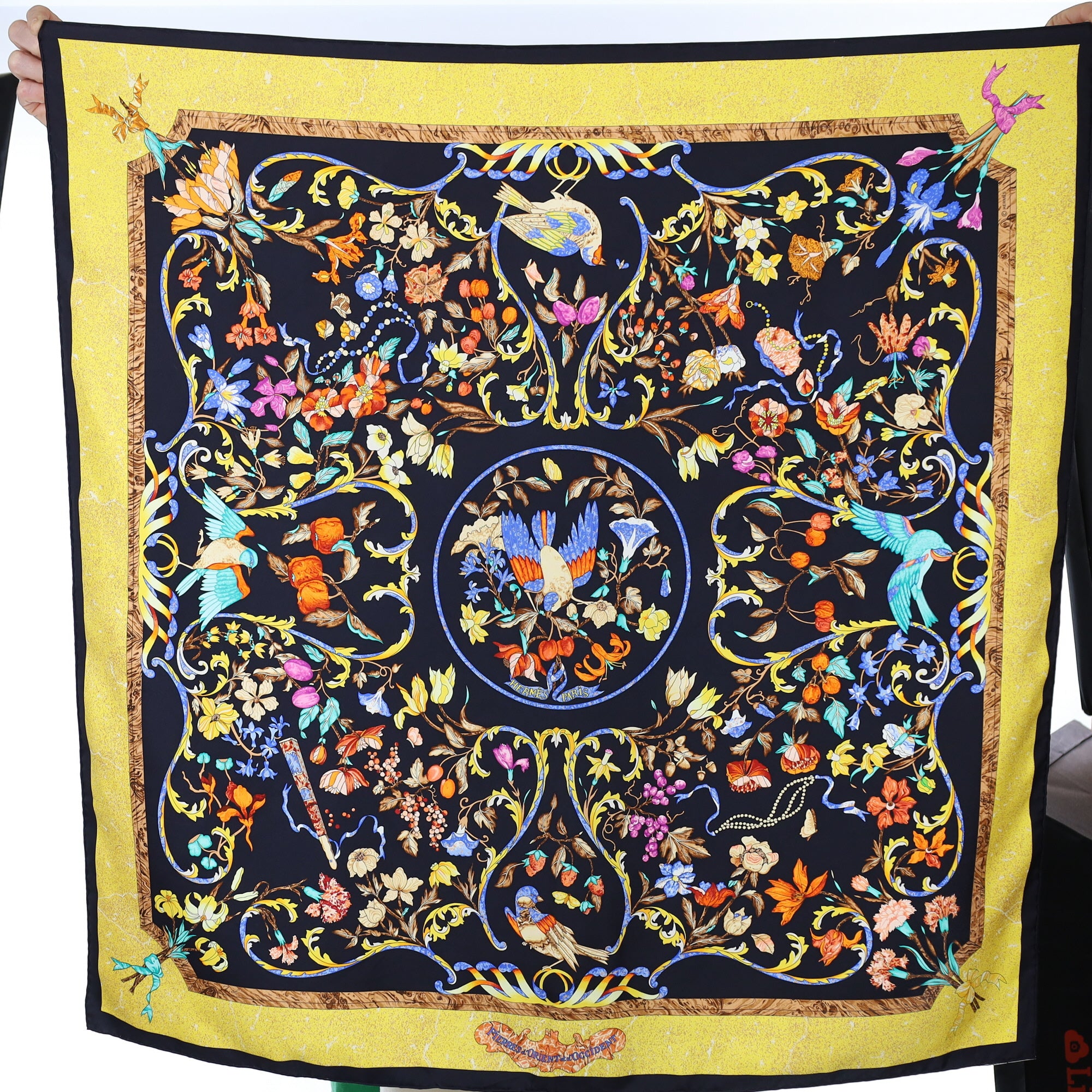 Pristine Hermès Pierres d'Orient et D'Occident Silk Scarf