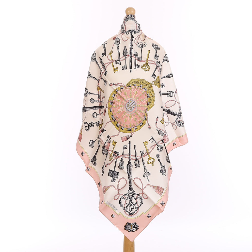 Brand New Boxed Hermès Les Clefs Silk Scarf