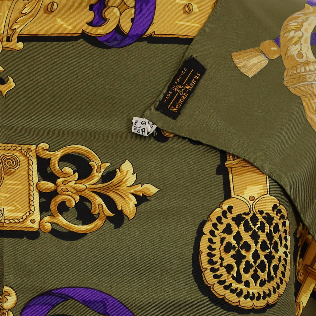 Brand New Boxed Hermès Ferronnerie Silk Scarf