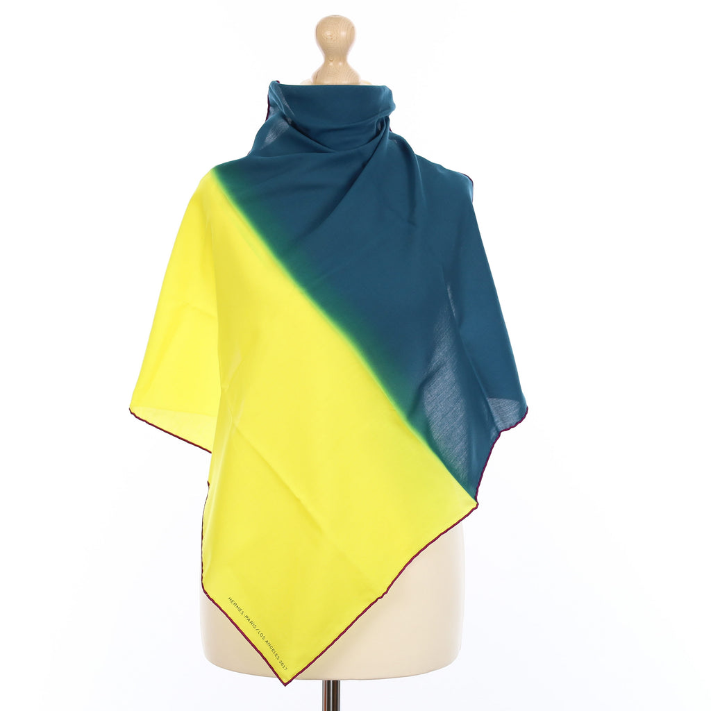 Pristine Boxed Hermès Los Angeles Colour Block Cotton Scarf
