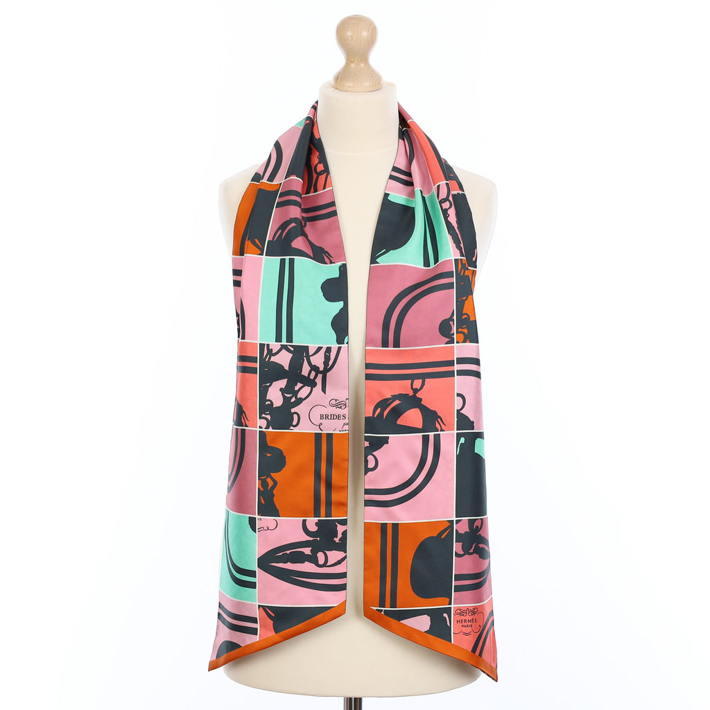 Brand New Boxed Hermès Brides de Gala En Desordre Silk Maxi Twilly
