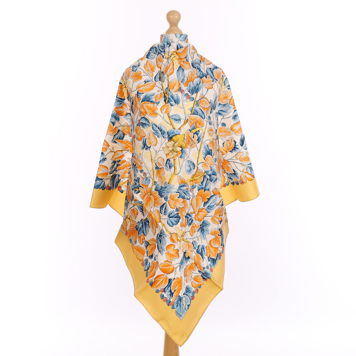 Brand New Boxed Hermès L'arbre de Soie Silk Scarf Quite Rare