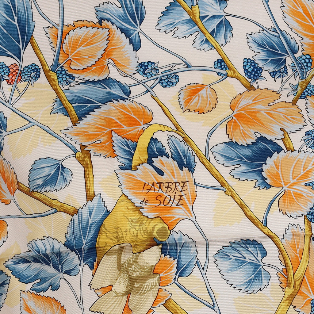Brand New Boxed Hermès L'arbre de Soie Silk Scarf Quite Rare