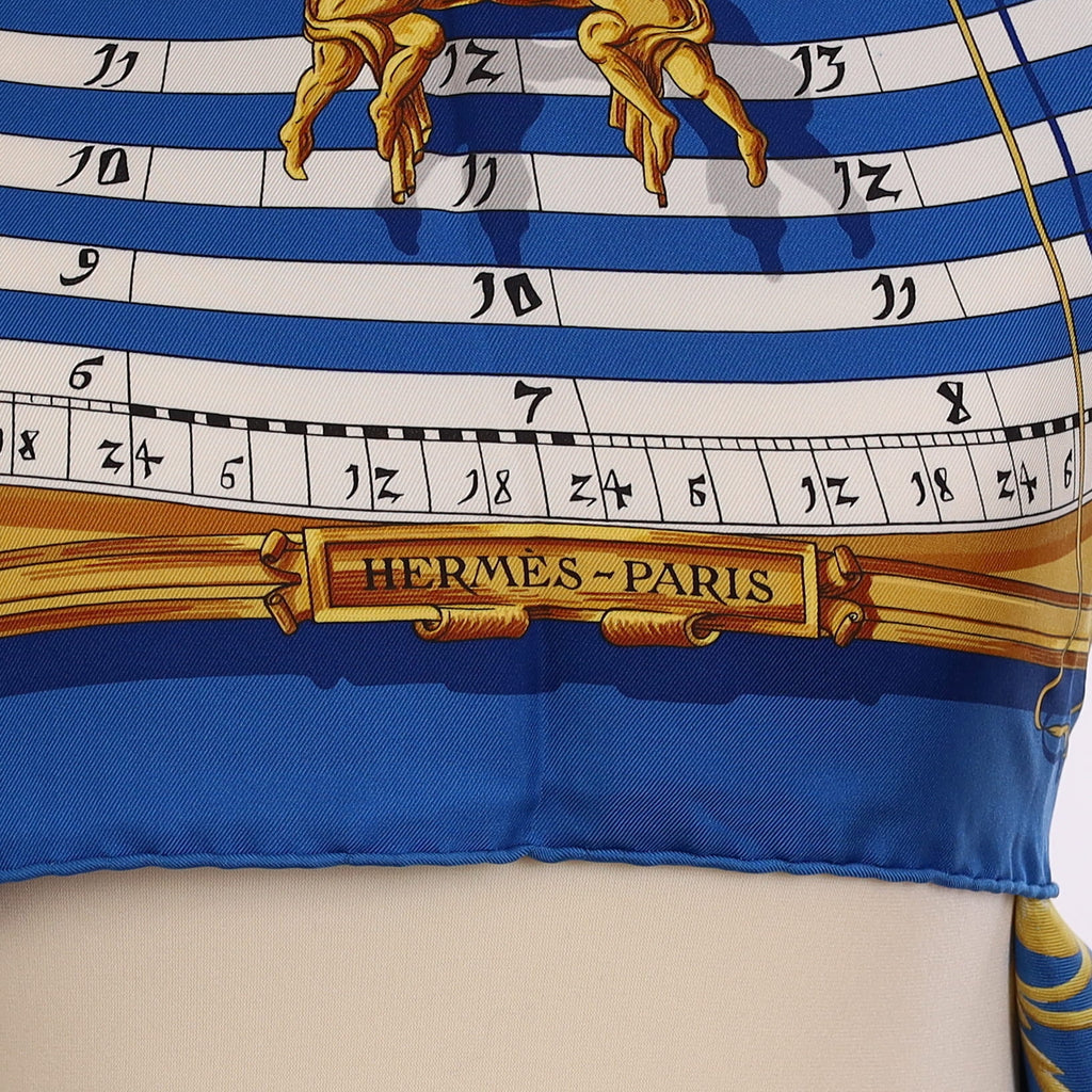 Pristine Boxed Hermès Dies et Hore Silk Scarf