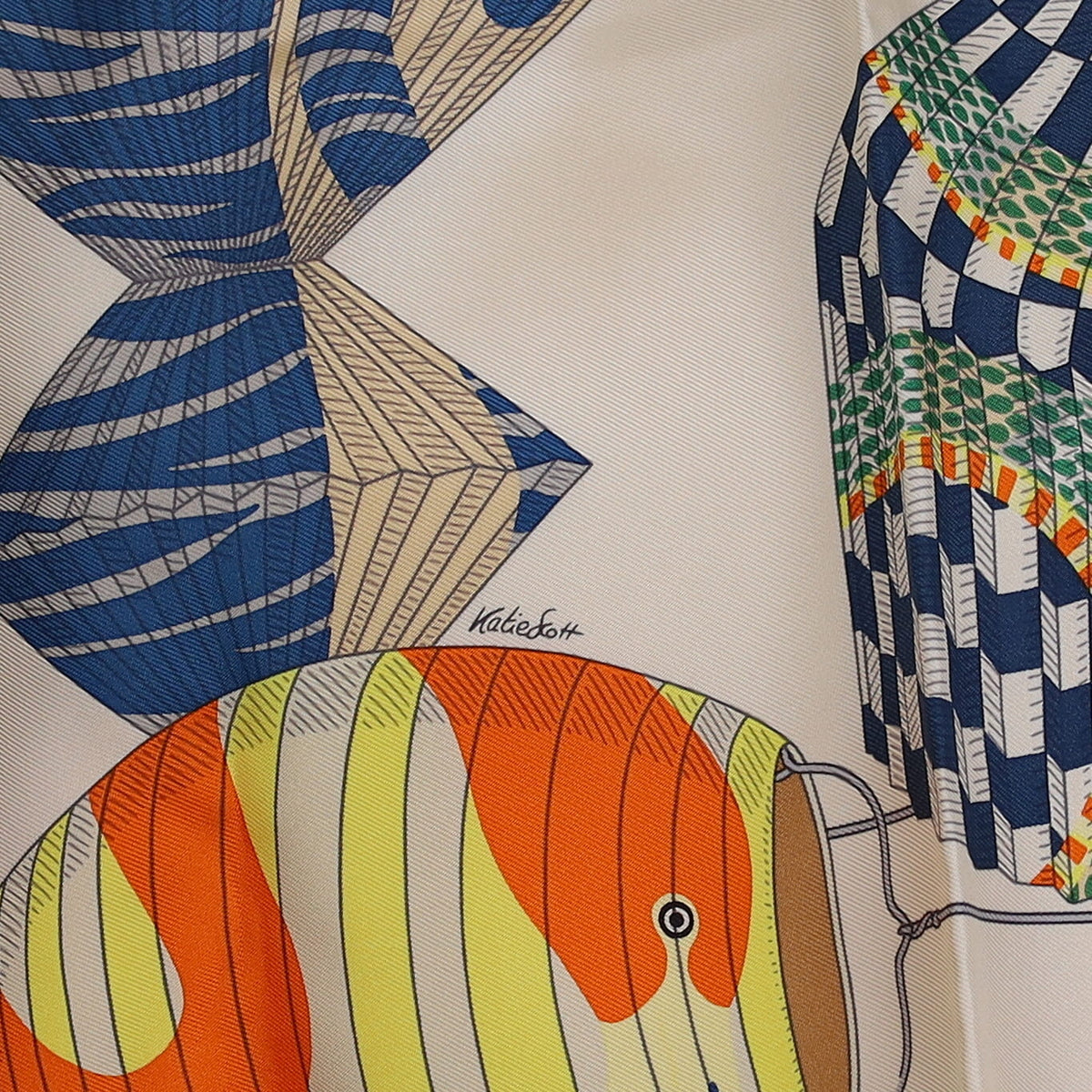 Brand New Boxed Hermès Lanternes Ballons & Cocardes Silk Scarf