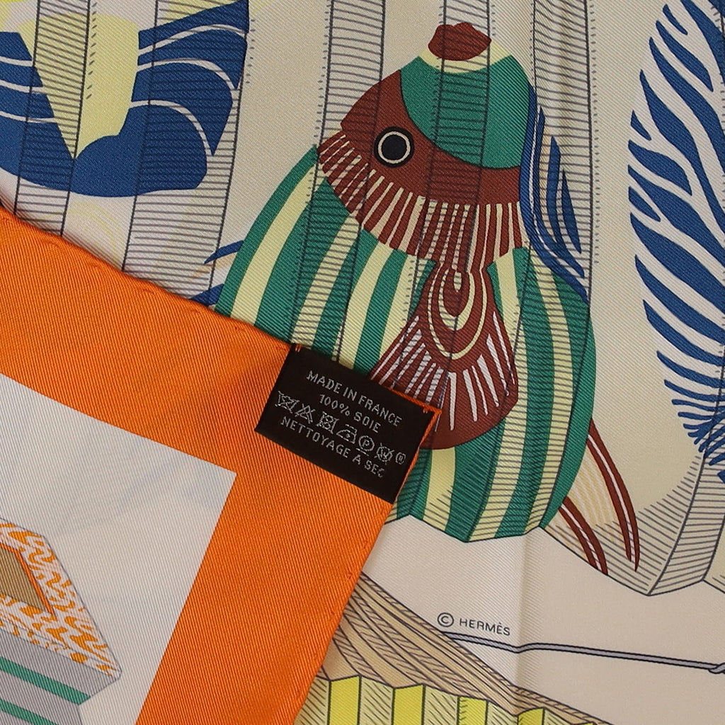 Brand New Boxed Hermès Lanternes Ballons & Cocardes Silk Scarf