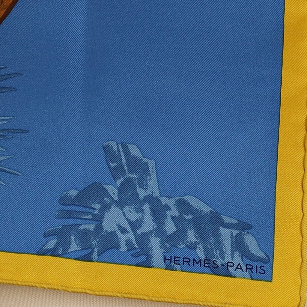 Brand New Boxed Hermès Les Tigreaux Silk Scarf 45