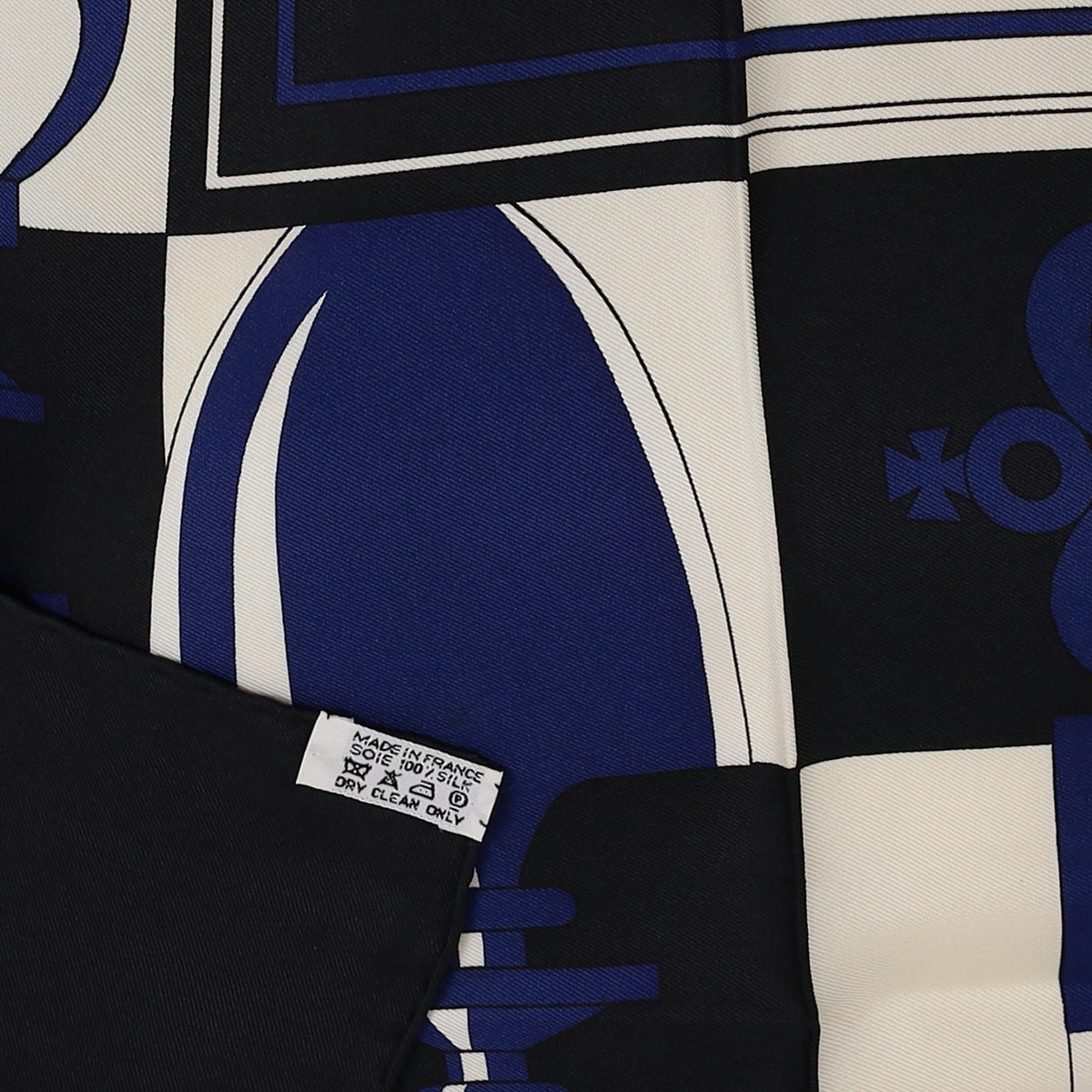 Pristine Sleeved Hermès Échiquier Silk Scarf