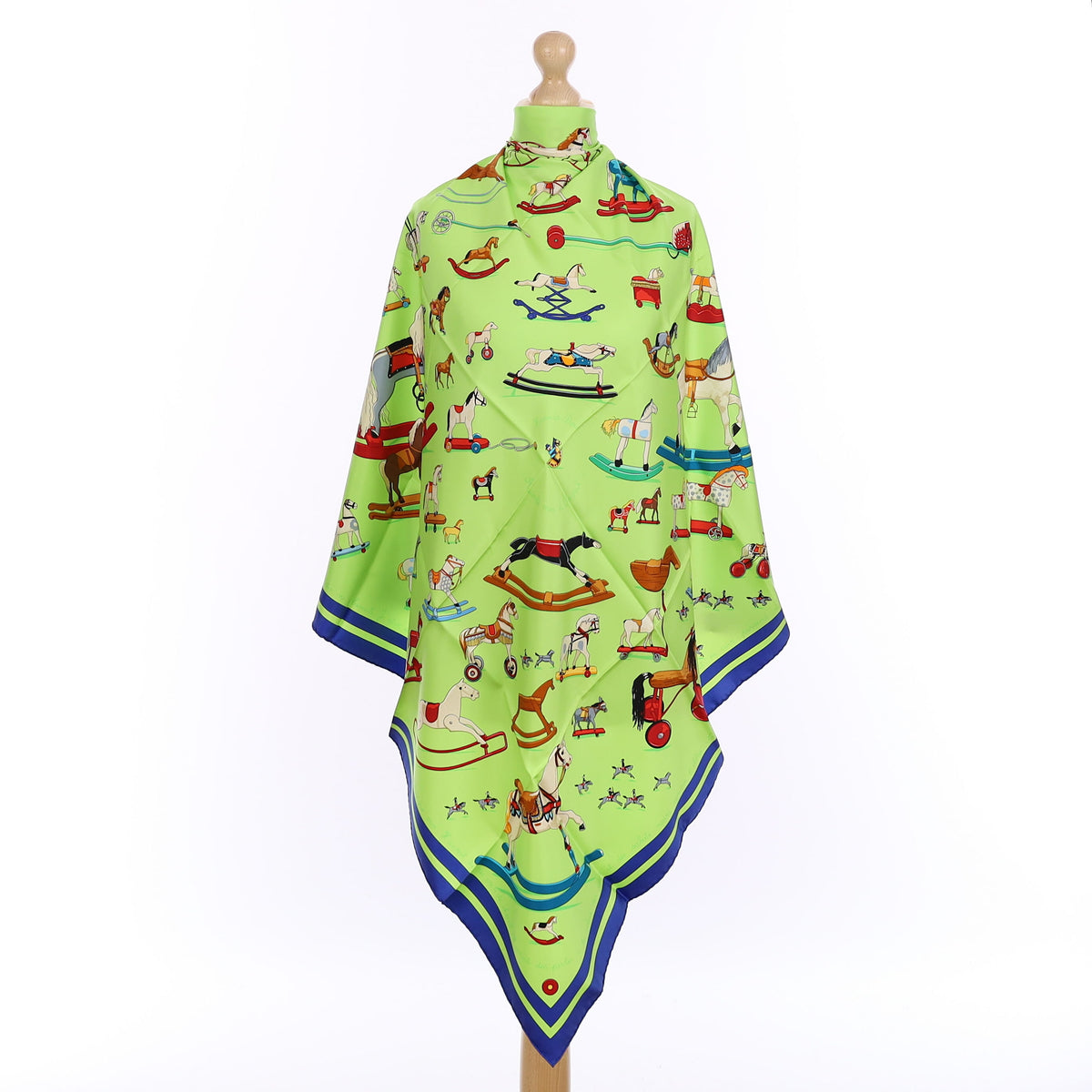 Brand New Boxed Hermès Raconte Moi le Cheval Silk Scarf