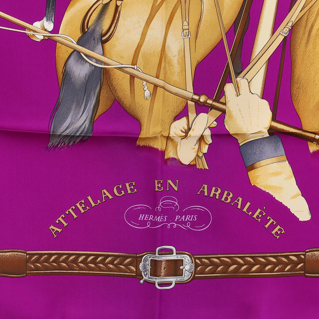 Brand New Boxed Hermès Attelage en Arbalète Silk Scarf