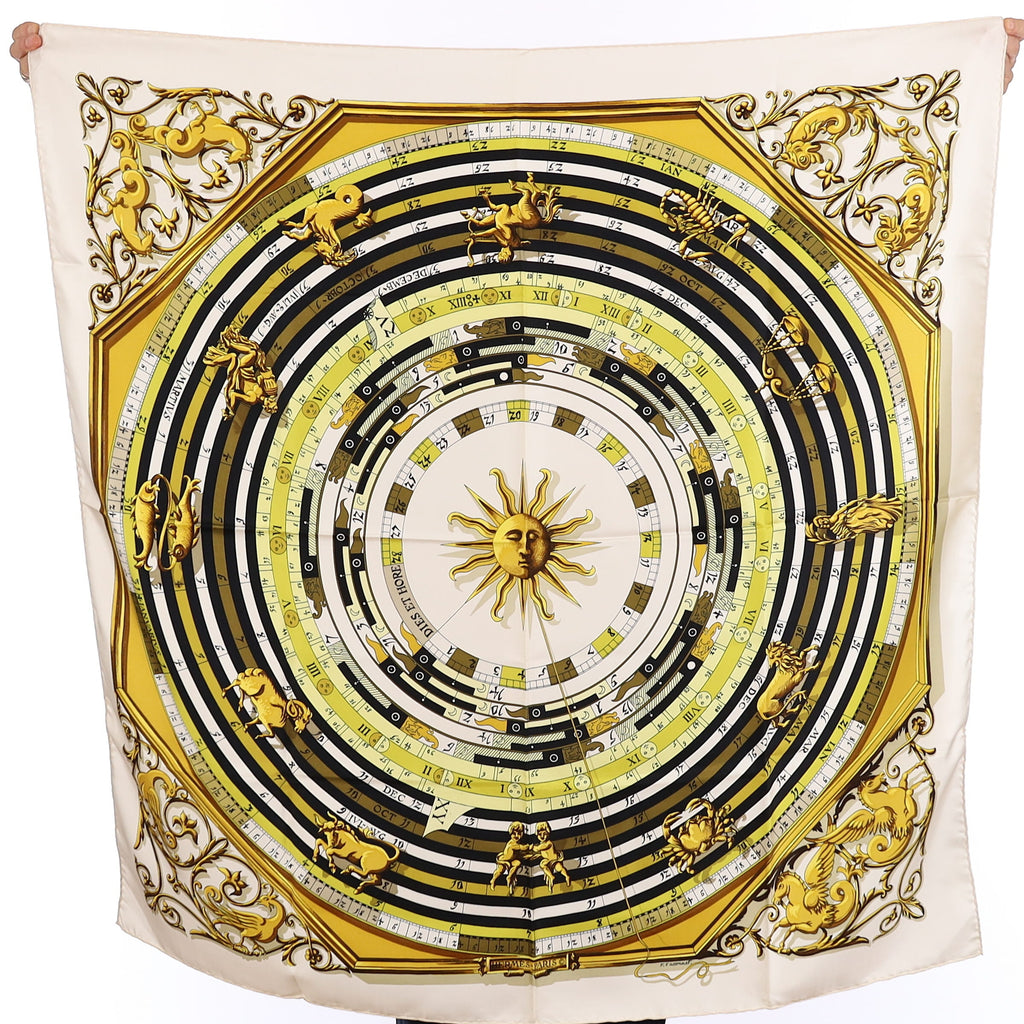 Pristine Boxed Hermès Dies et Hore Silk Scarf