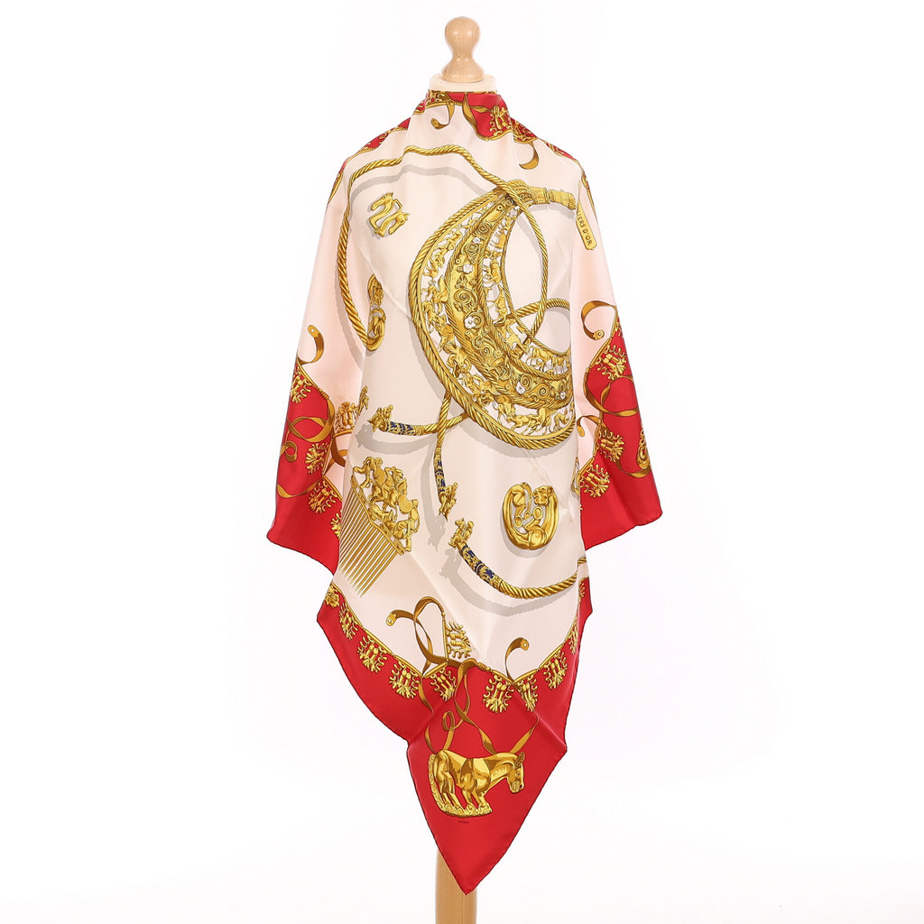 Brand New Boxed Hermès Les Cavaliers D'or Silk Scarf