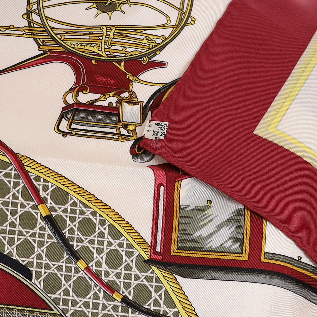 Brand New Boxed Hermès Les Voitures a Transformation Silk Scarf