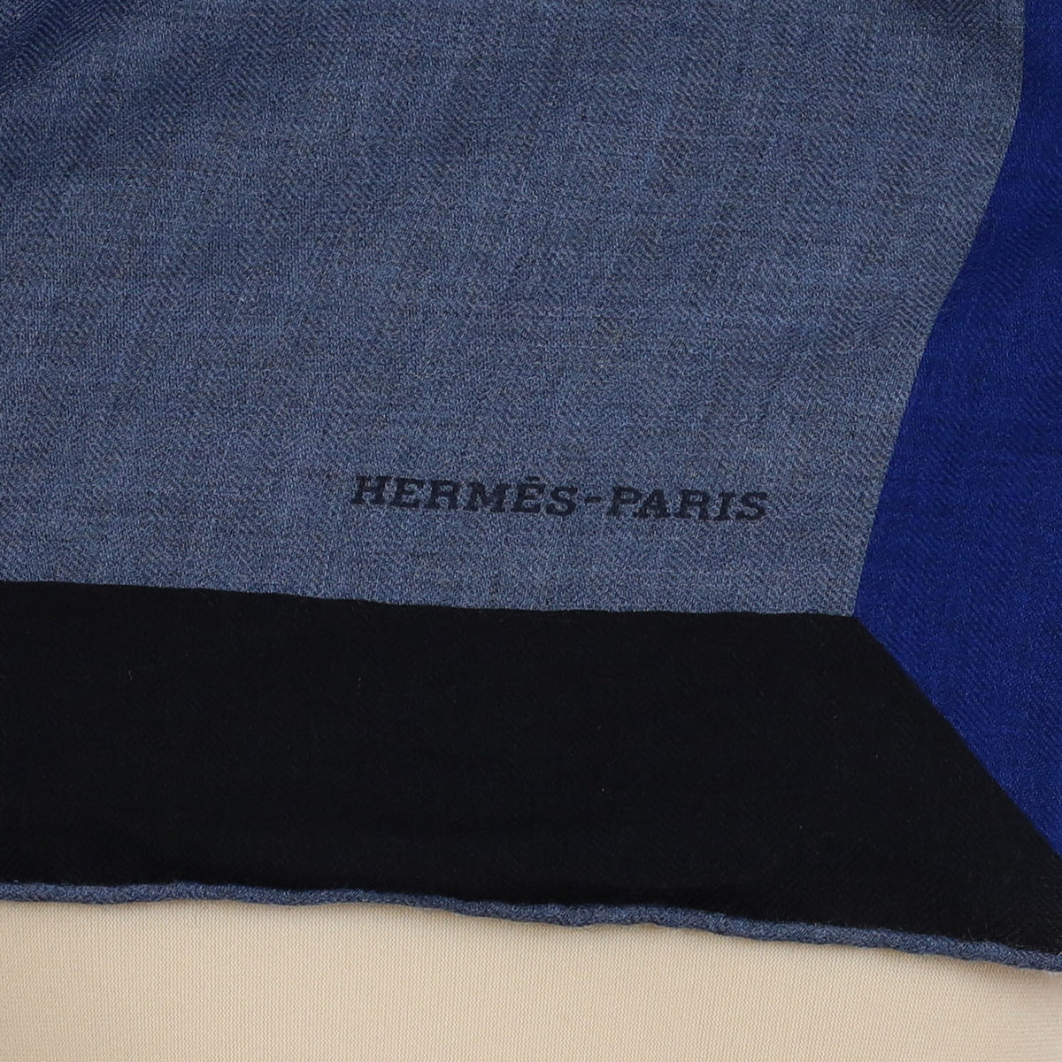 Pristine Boxed Hermès Cashmere Blend Scarf