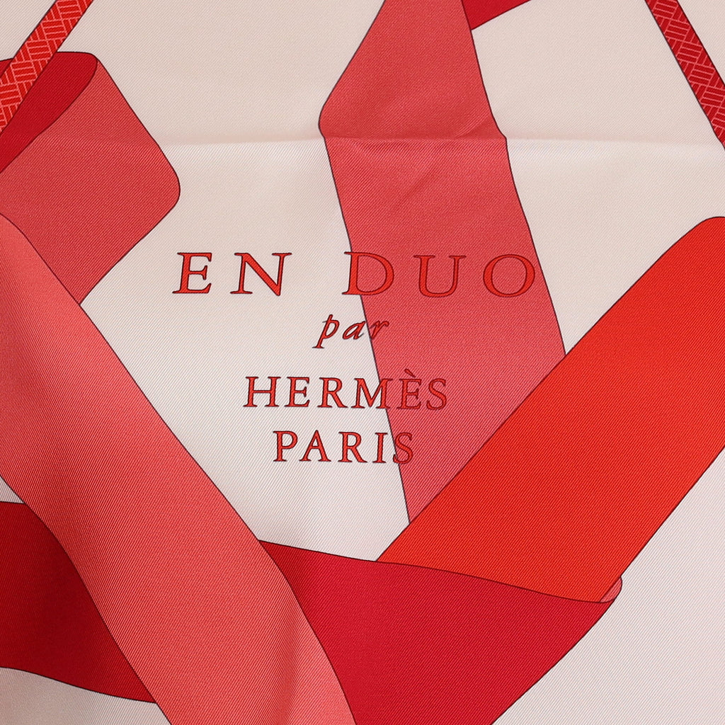 Pristine Boxed Hermès En Duo Silk Scarf