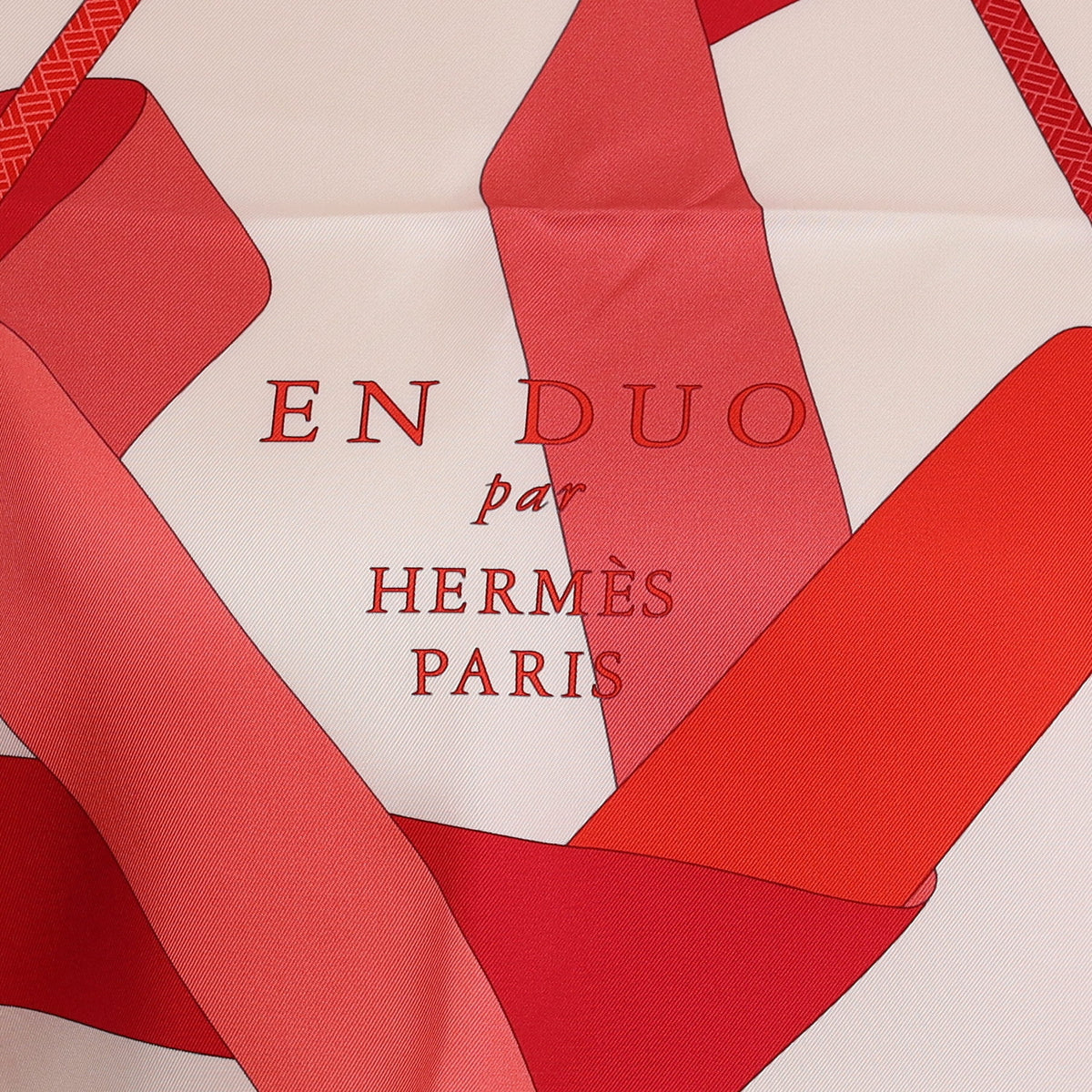 Pristine Boxed Hermès En Duo Silk Scarf