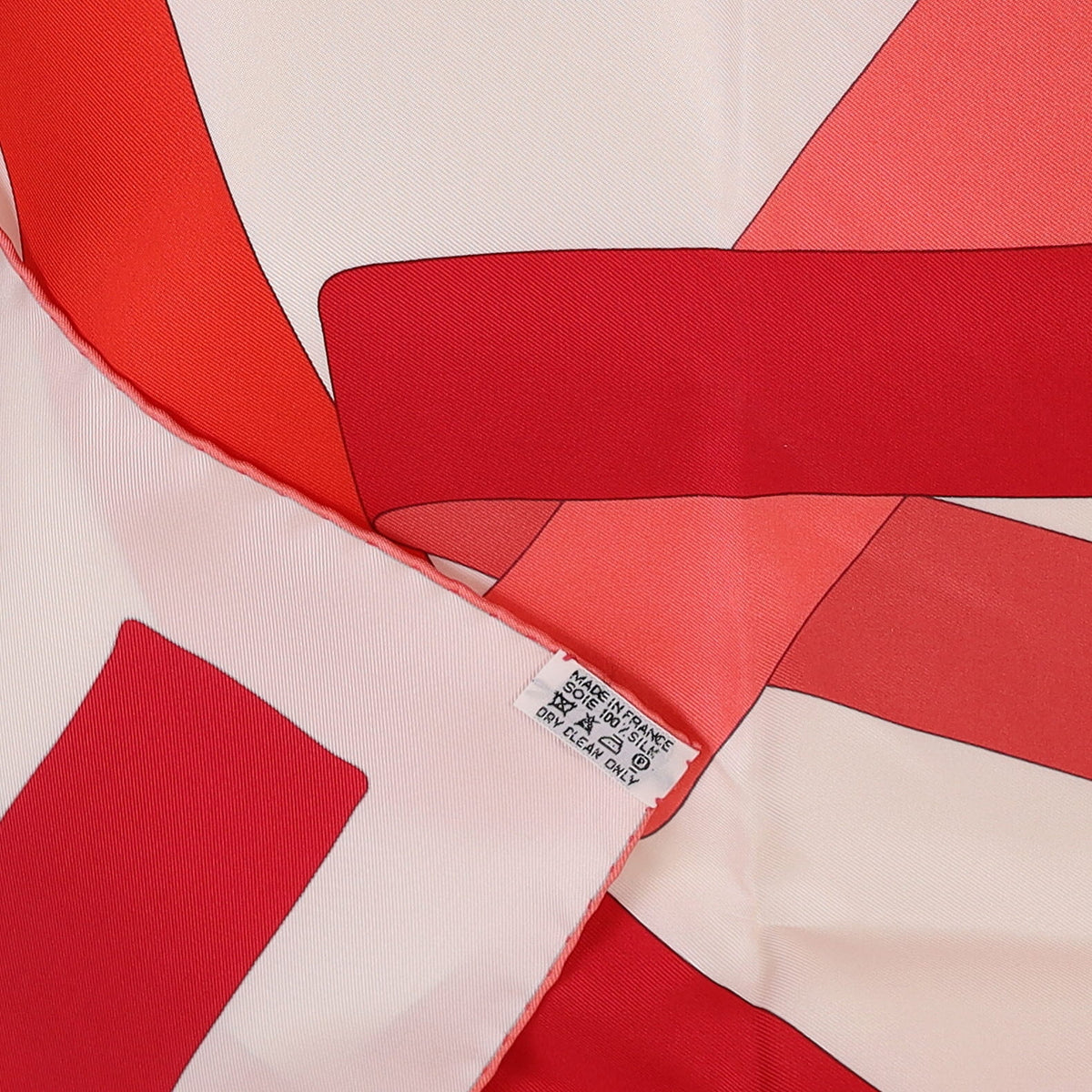 Pristine Boxed Hermès En Duo Silk Scarf