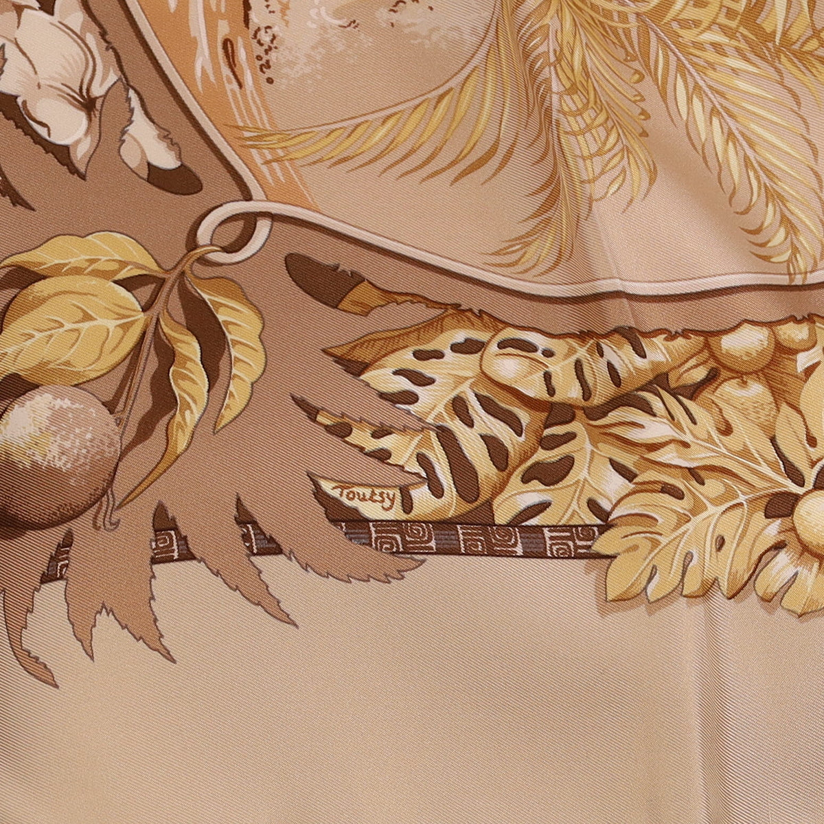 Brand New Boxed Hermès Aloha Silk Scarf