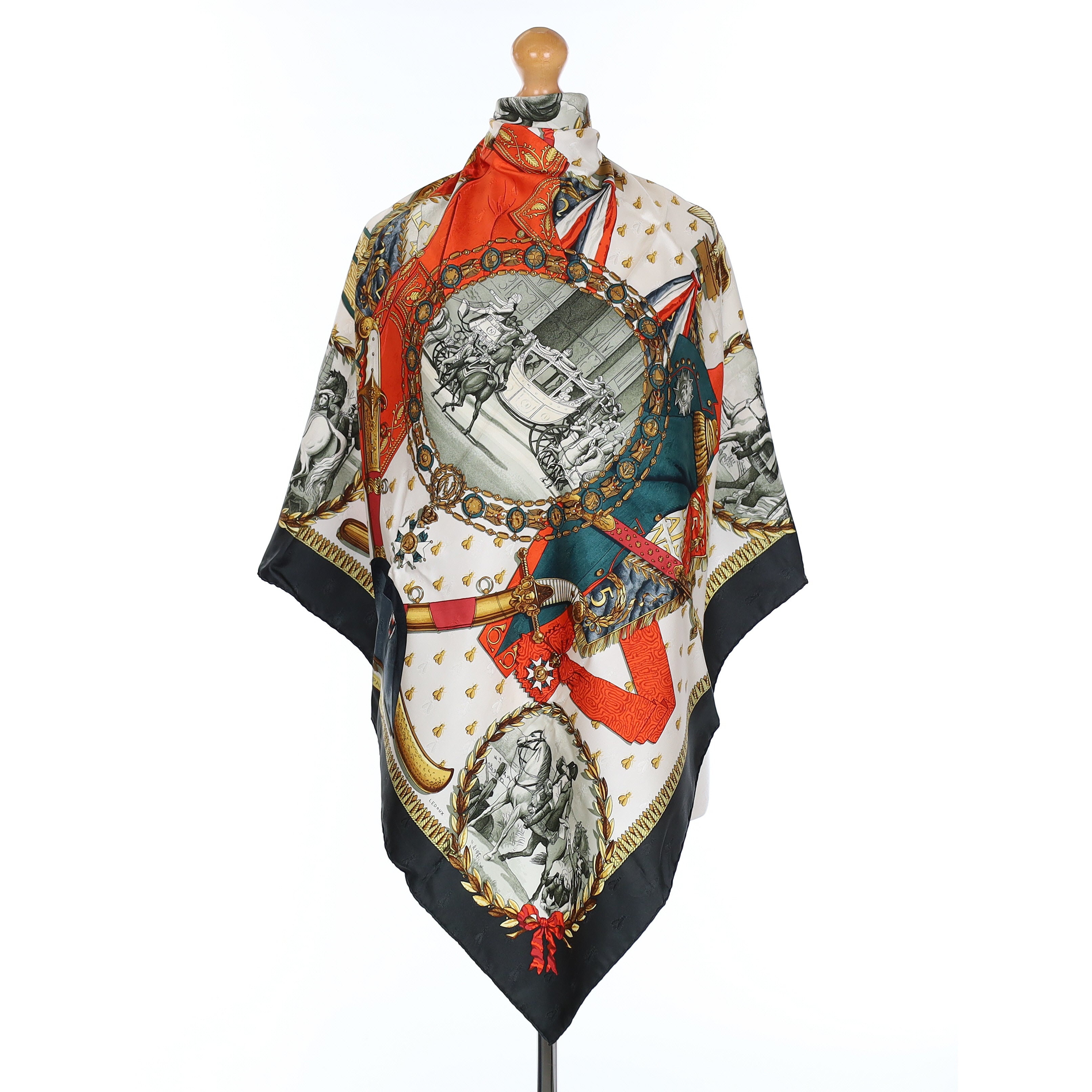 Pristine Boxed Hermès Napoléon Vintage Silk Scarf