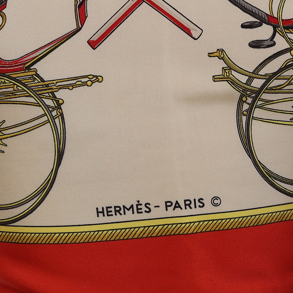 Pristine Boxed Hermès Les Voitures a Transformation Silk Scarf