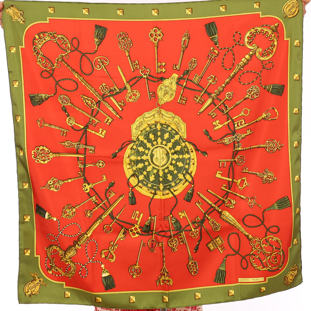 Pristine Boxed Hermès Les Clefs Silk Scarf