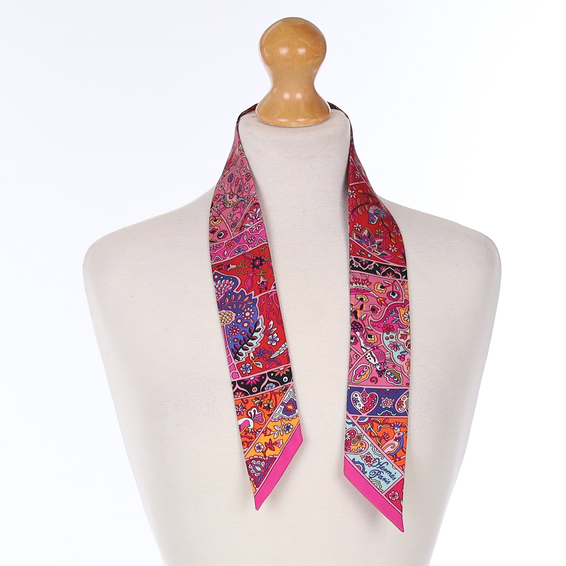Pristine Boxed Hermès Silk Twilly Scarf