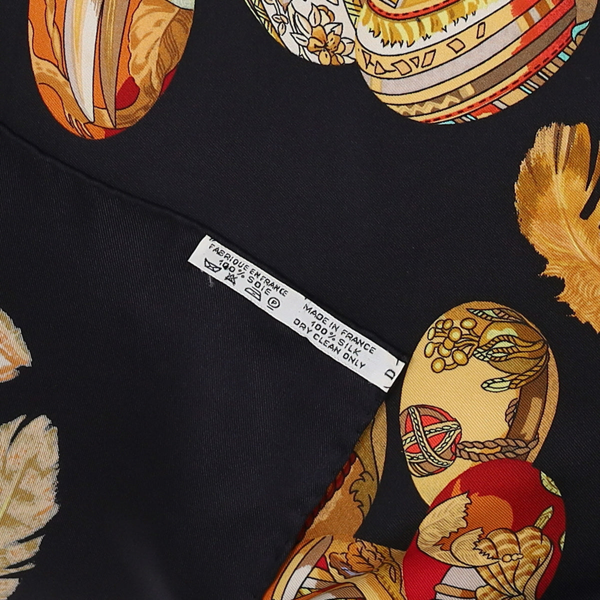 Pristine Hermès Couvée D'Hermès Vintage Silk Scarf Quite Rare