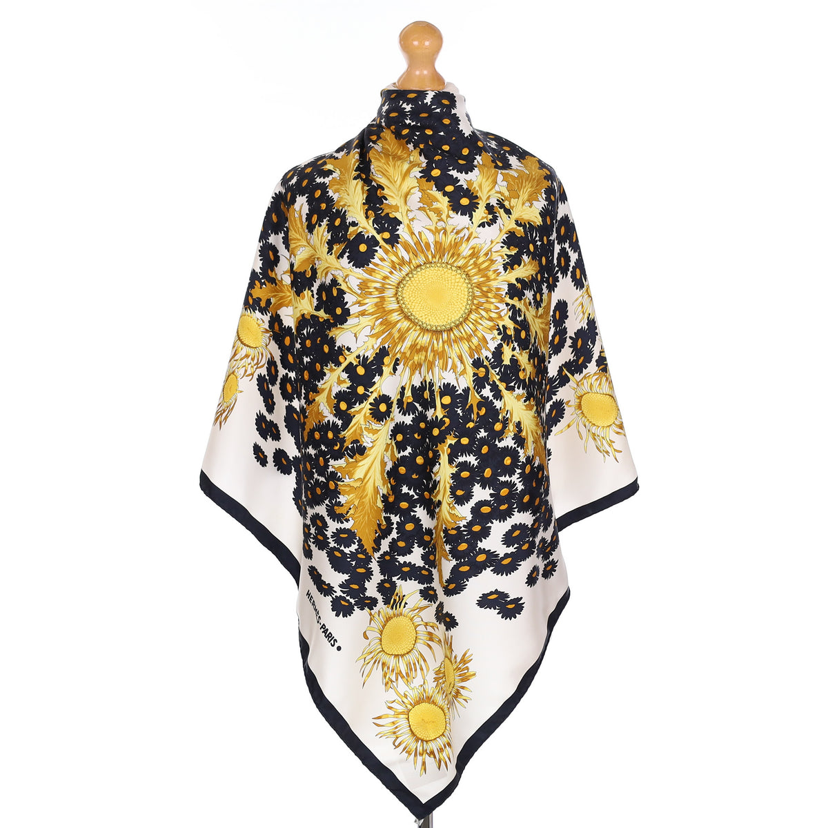 Hermès Fleurs et Carlines Silk Scarf